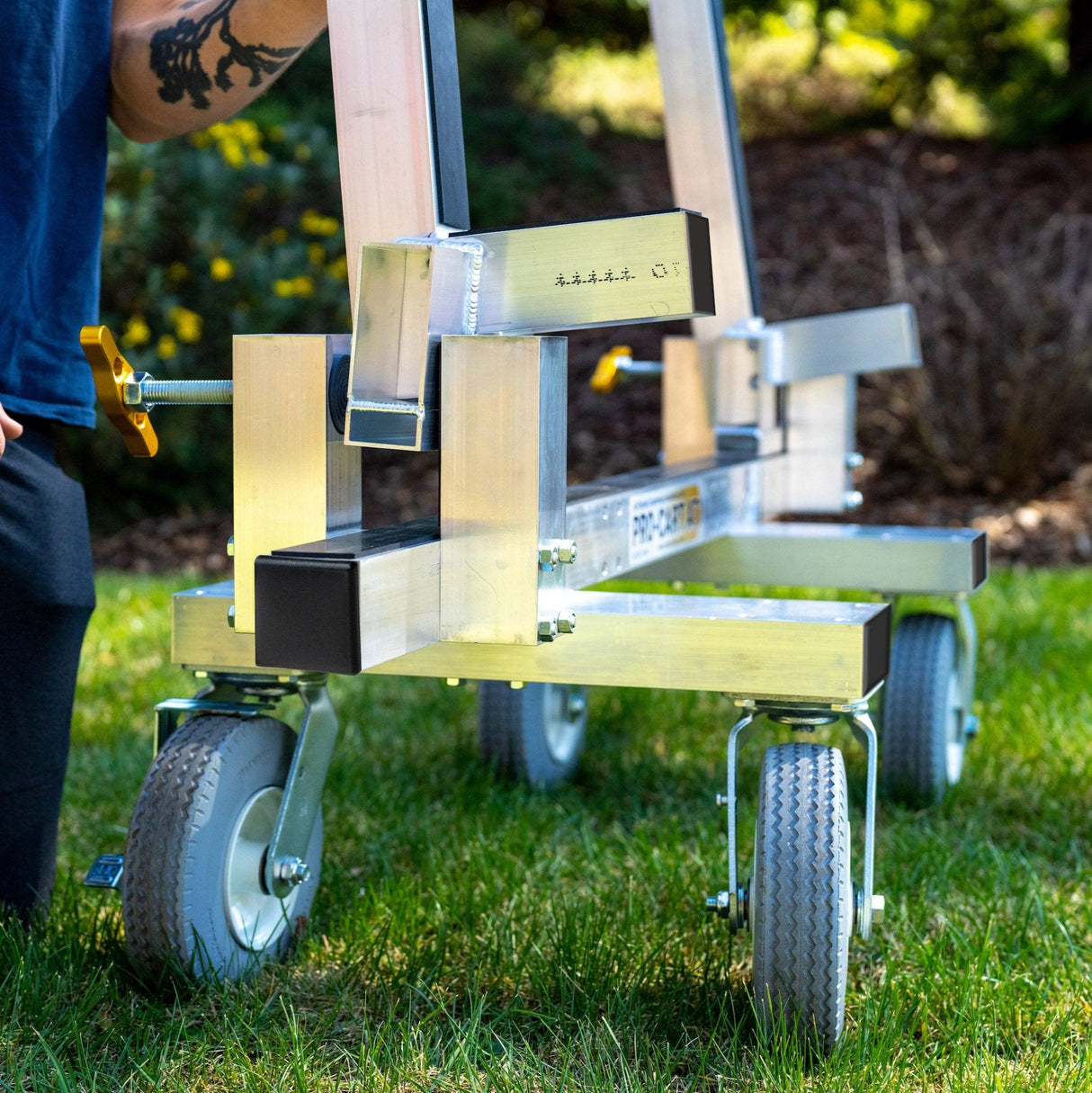 Omni Cubed Pro-Cart Multi-Top Accessory Multiple Slab Transport Uprights - close-up detail