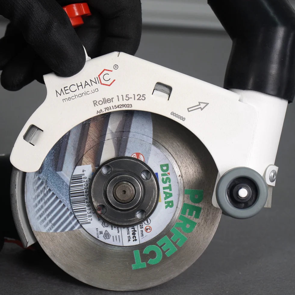 Mechanic ROLLER 4.5-5 Cutting Guard for Angle Grinder Stable, Precise & Dust-Free Tile Cutting - packaging