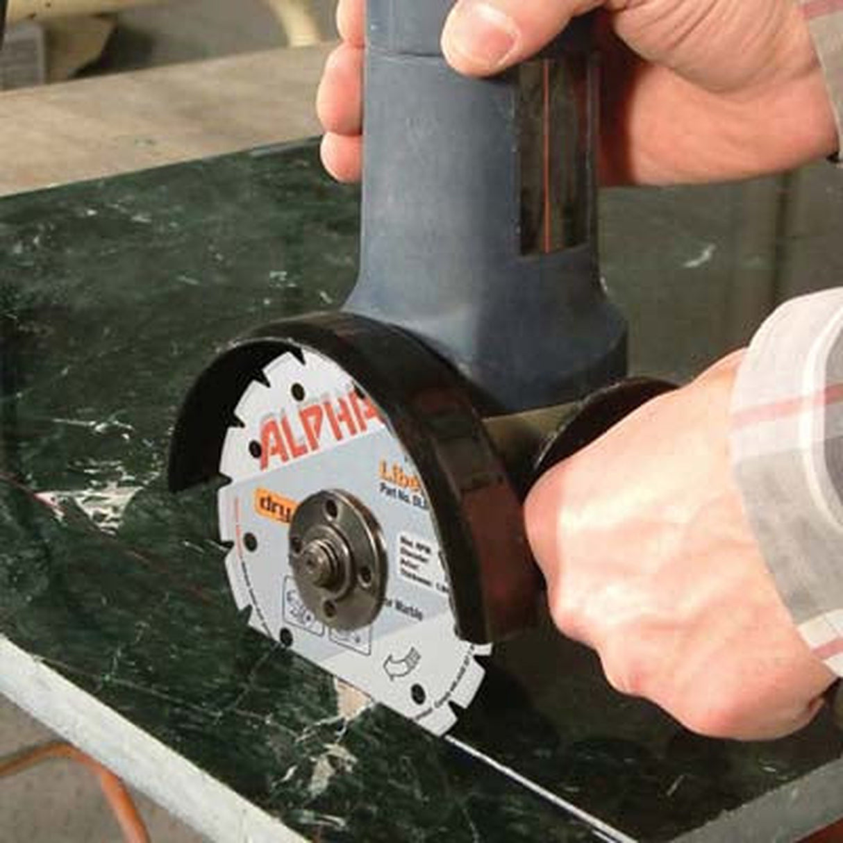 Alpha Professional Tools Libero Blade