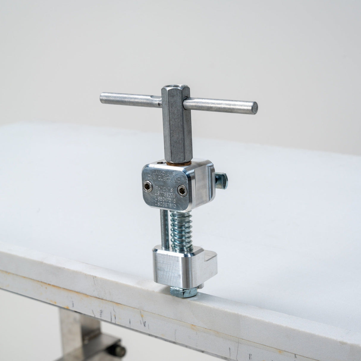 Omni Cubed LC Clamp Assembly — view 2