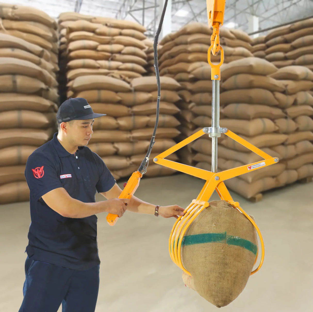 Aardwolf Bag Grab Lifter (BGL-600)