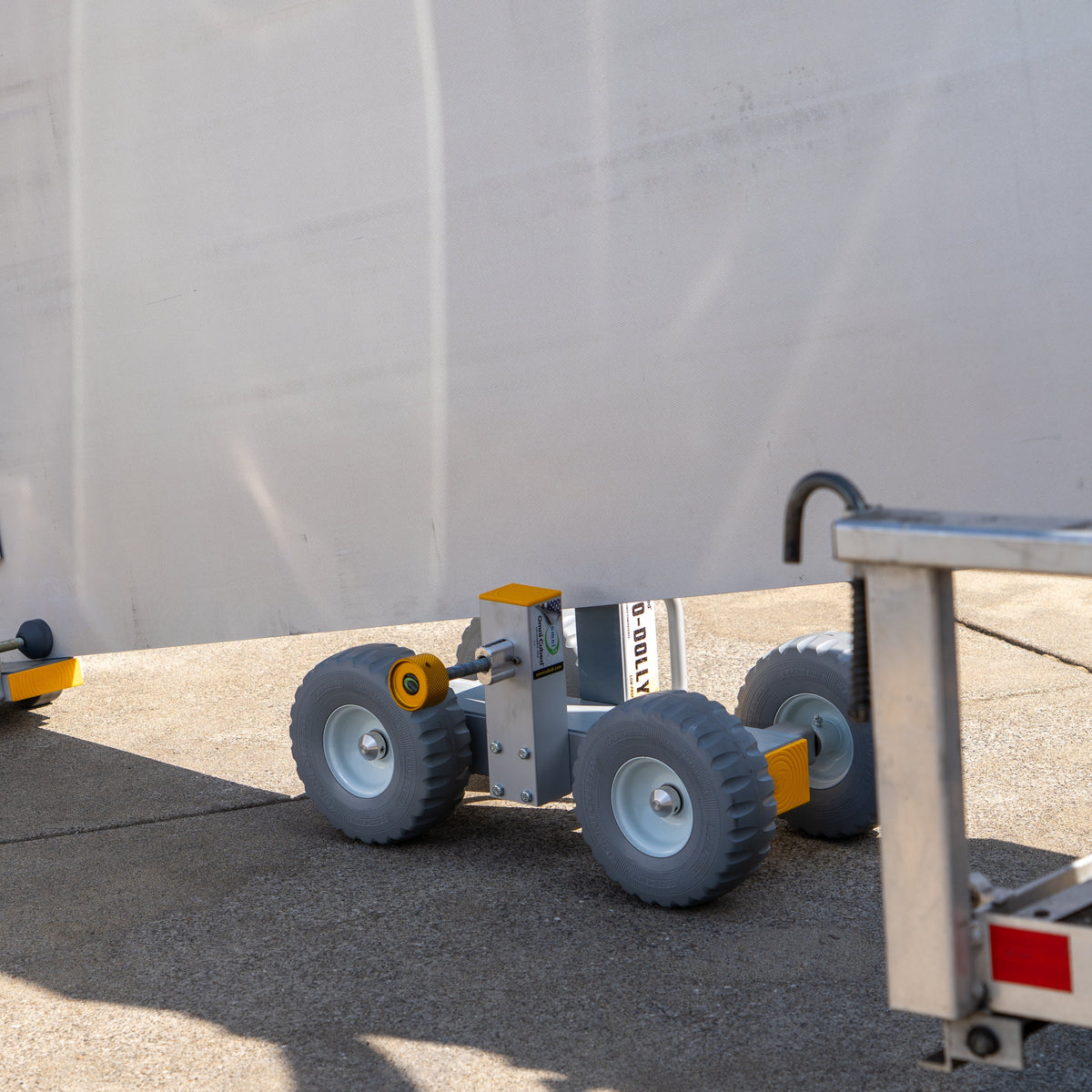 Omni Cubed Pro-Dolly™ HD4 — 1,200 lb Countertop Dolly with Quick Release Speed Clamp — product image