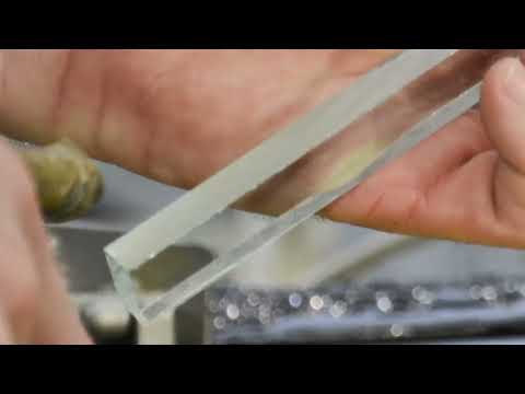 How to Work With Glass Tile